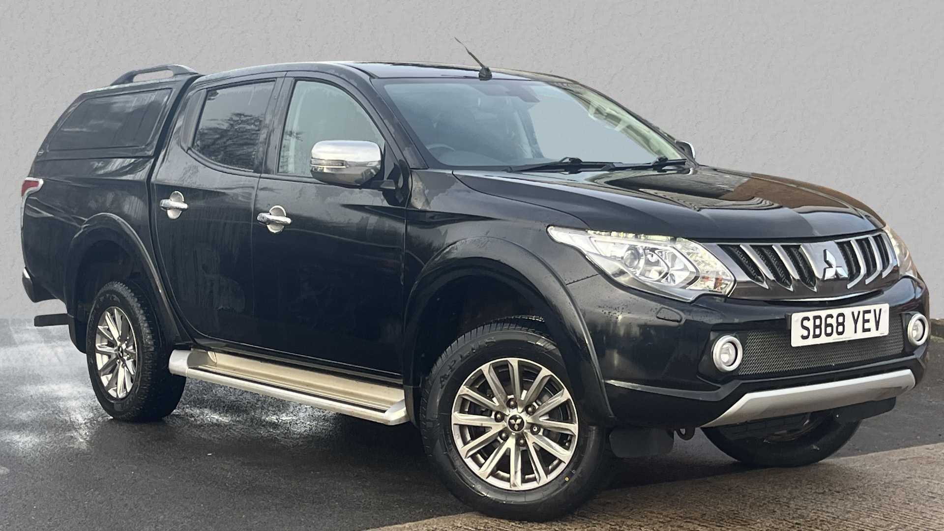 Main listing image - Mitsubishi L200