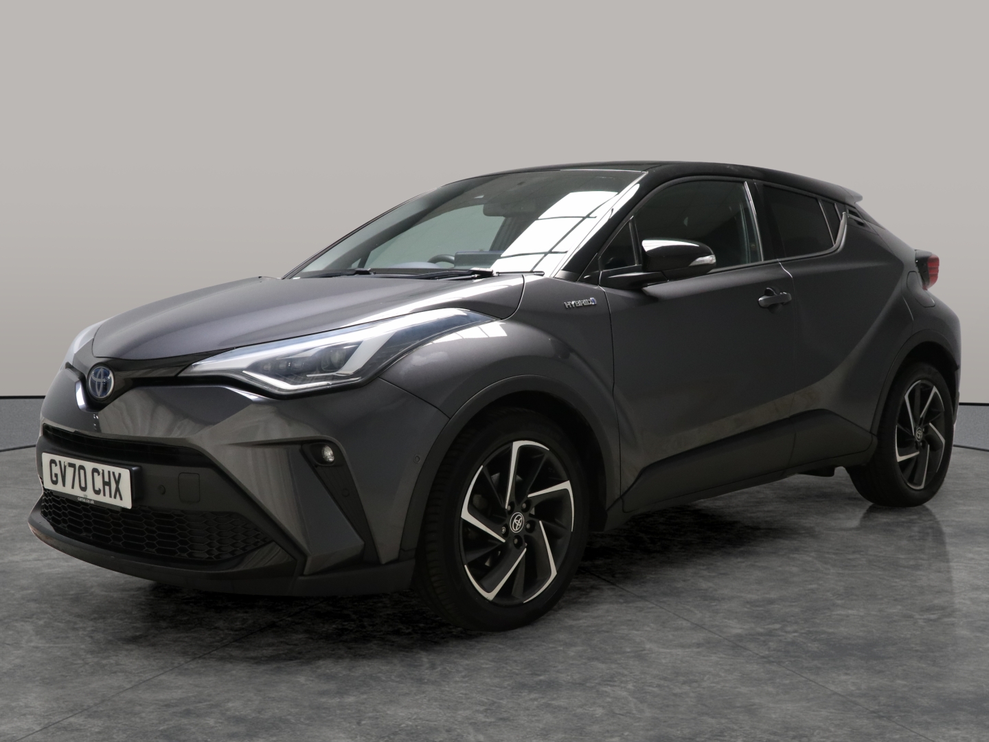 Main listing image - Toyota C-HR