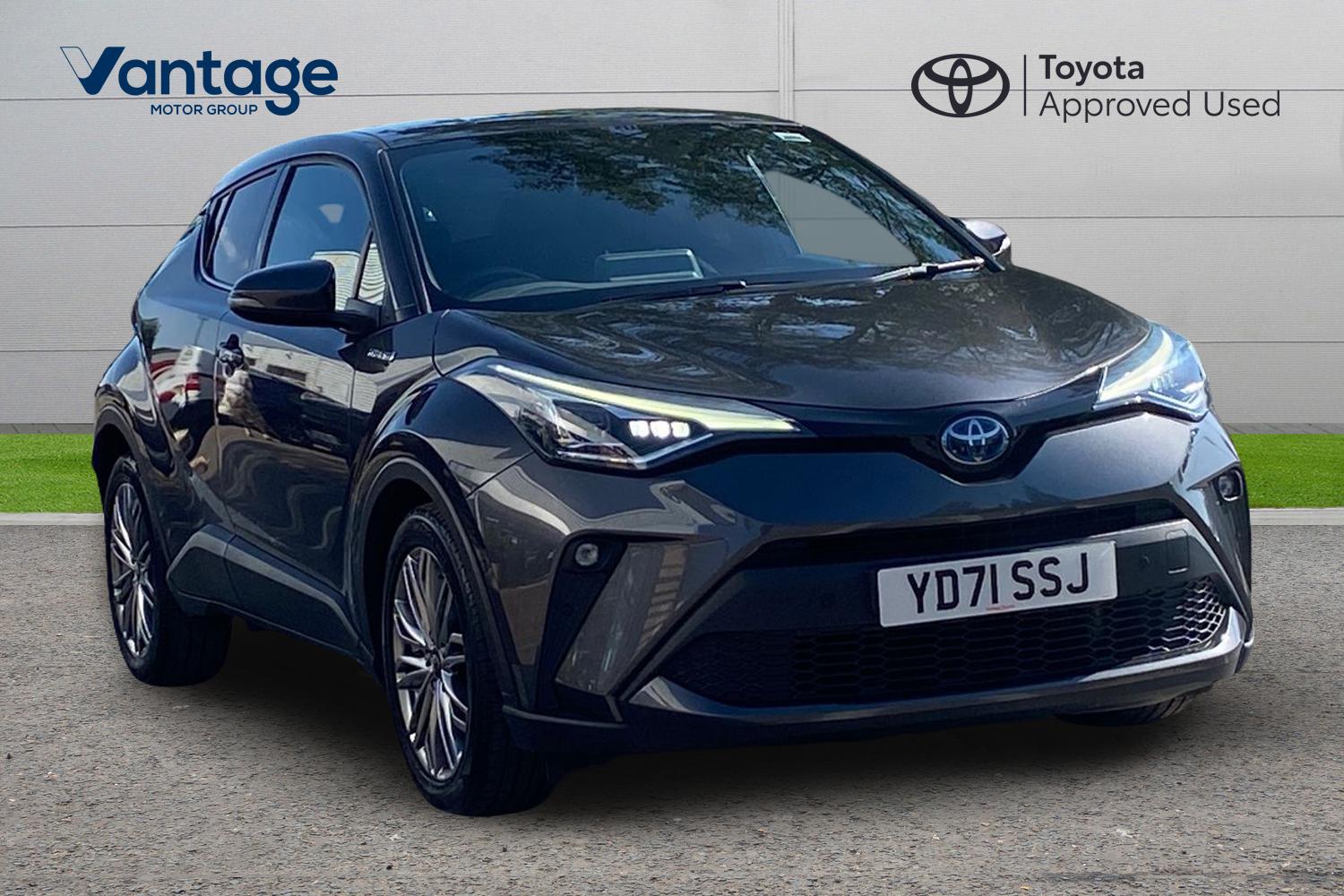 Main listing image - Toyota C-HR