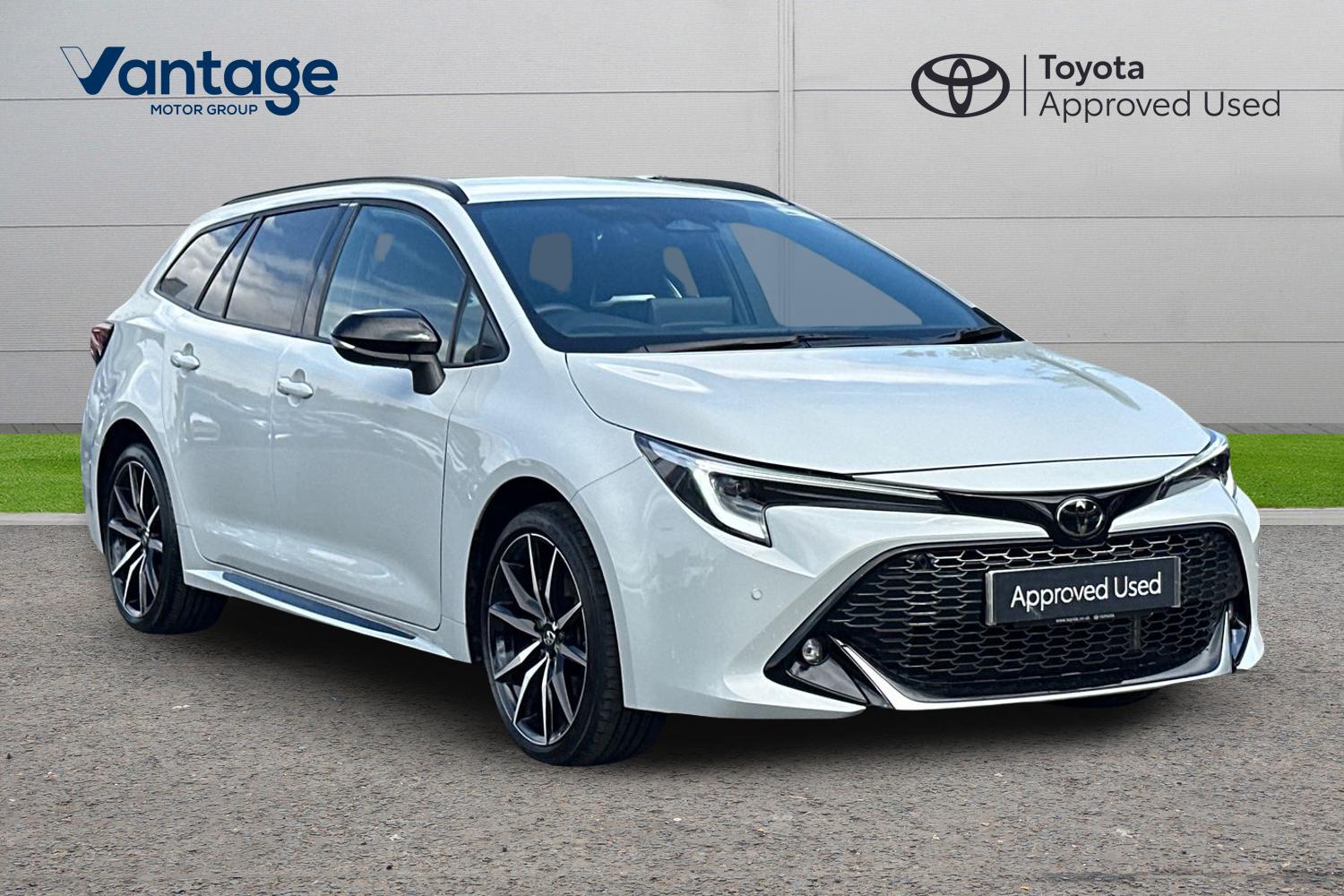 Main listing image - Toyota Corolla