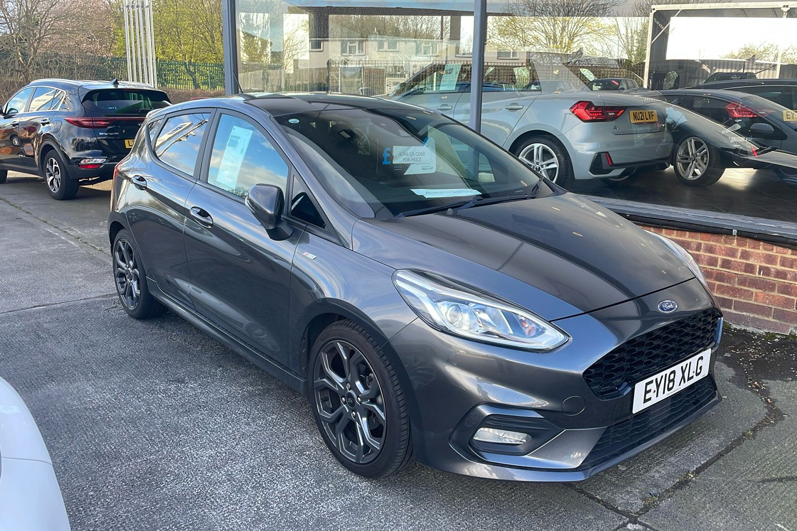 Main listing image - Ford Fiesta