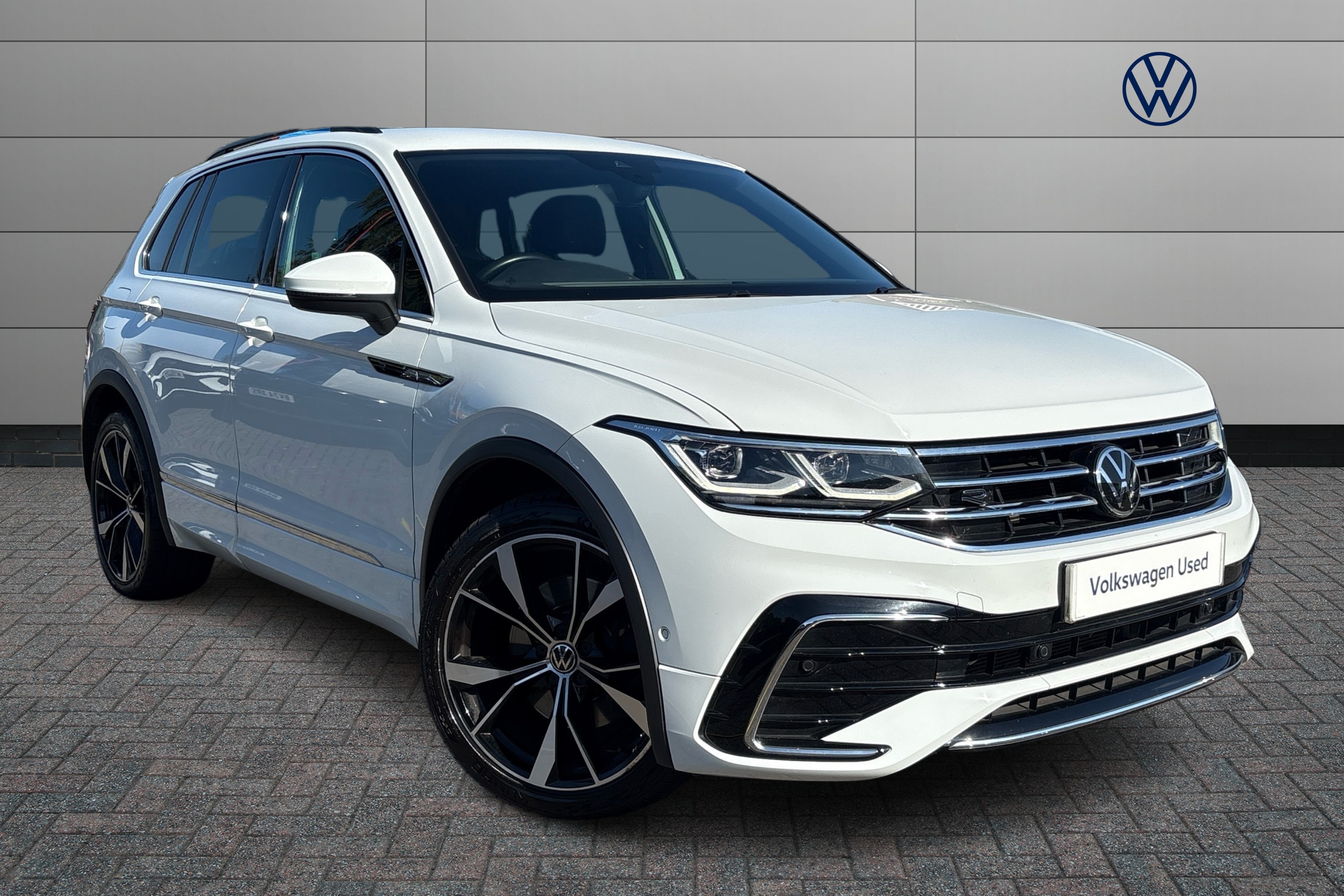 Main listing image - Volkswagen Tiguan
