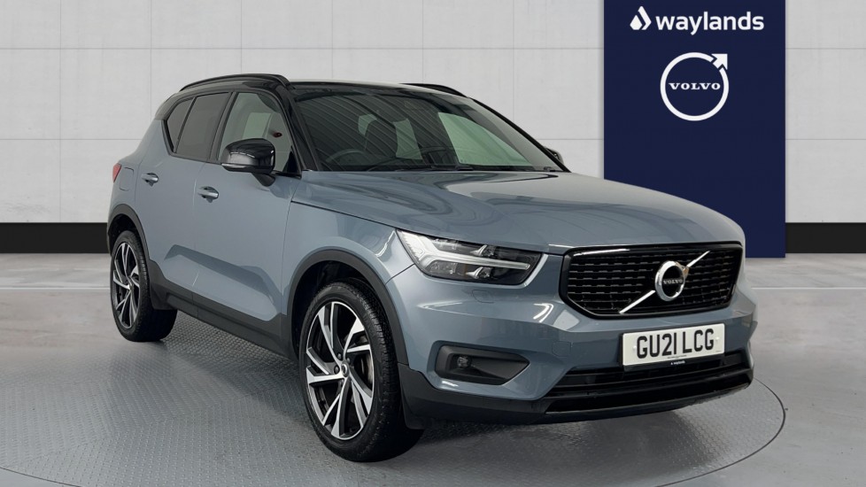 Main listing image - Volvo XC40