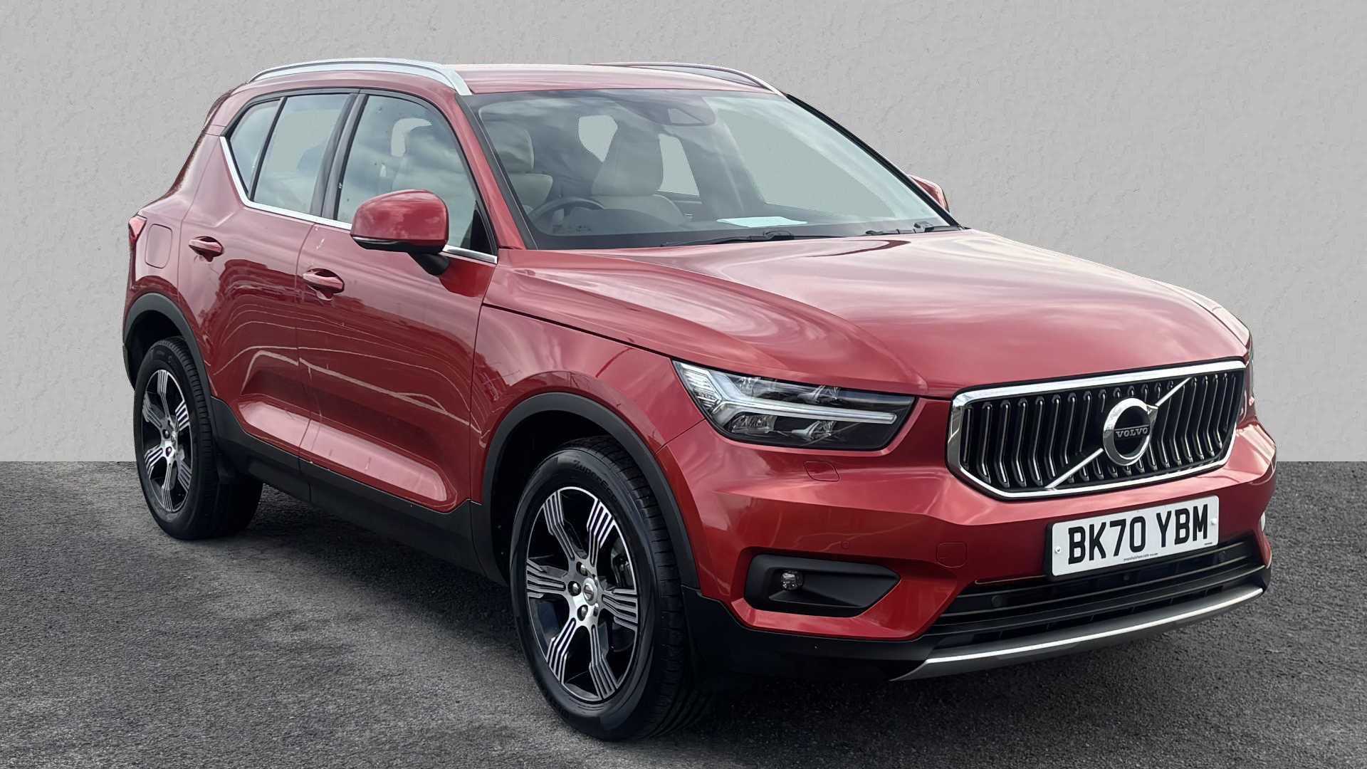 Main listing image - Volvo XC40