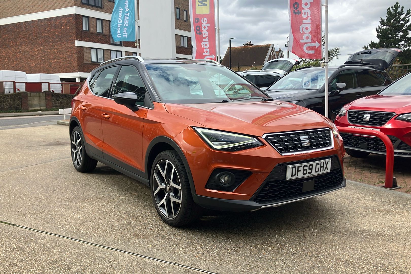 Main listing image - SEAT Arona