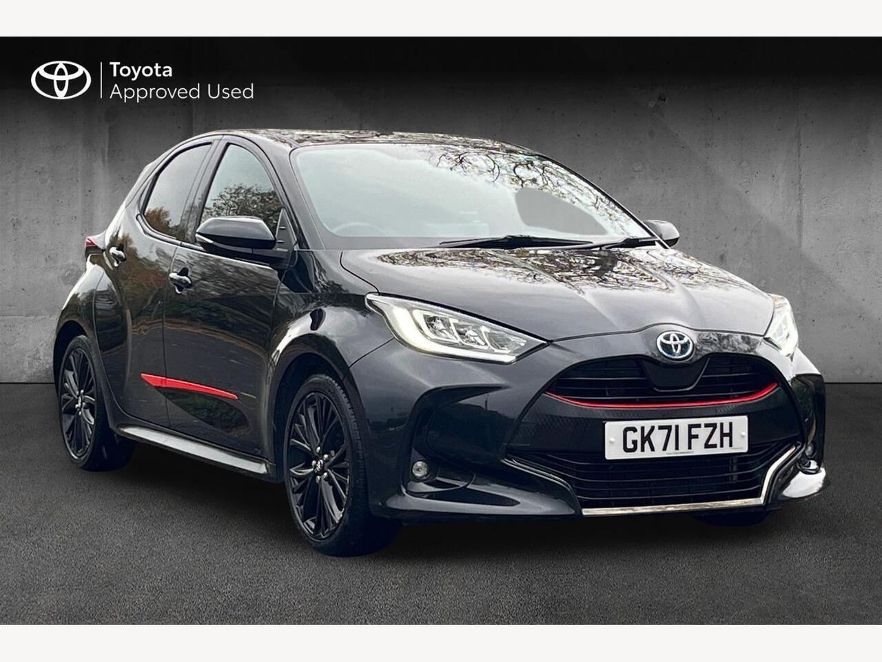 Main listing image - Toyota Yaris