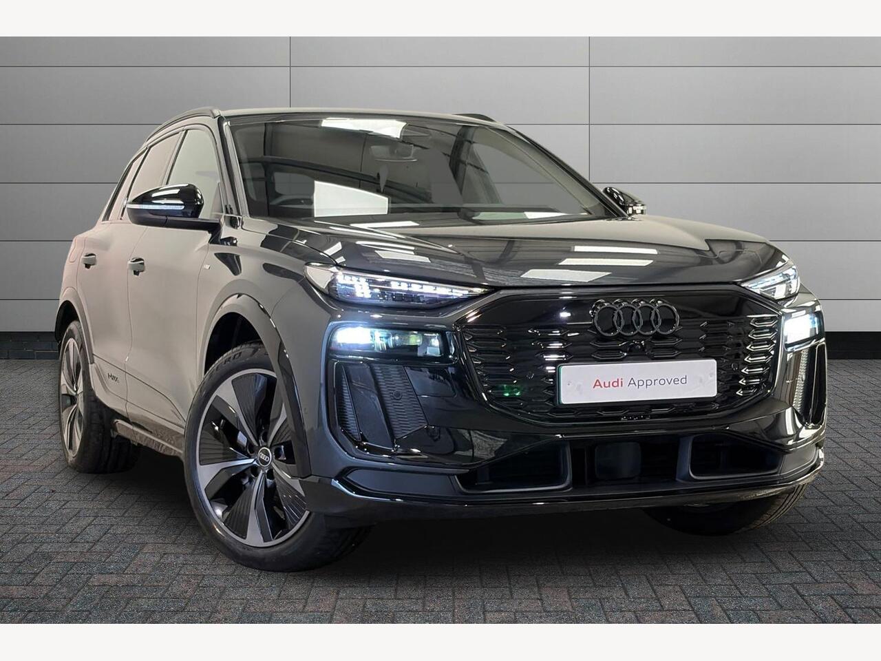 Main listing image - Audi Q6
