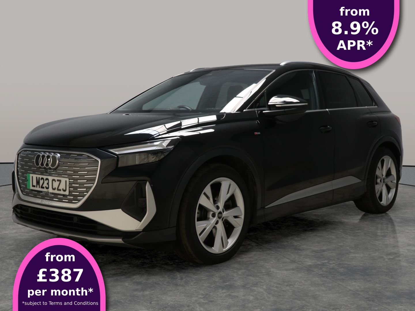 Main listing image - Audi Q4