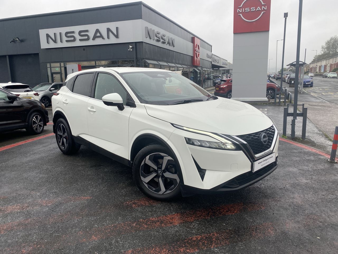 Main listing image - Nissan Qashqai