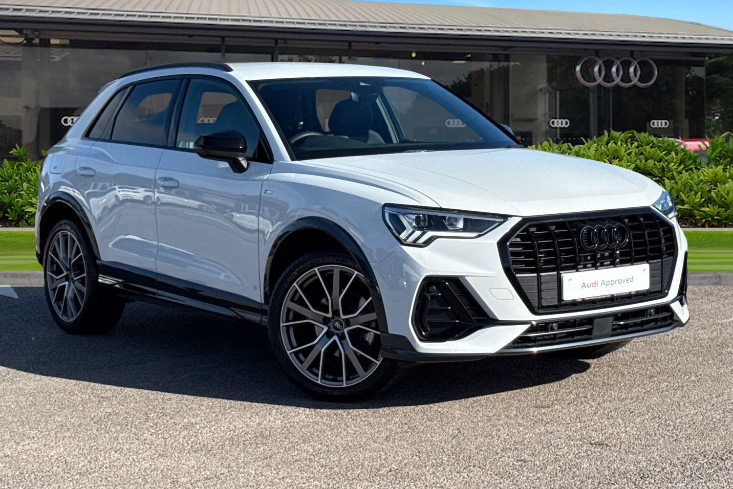 Main listing image - Audi Q3