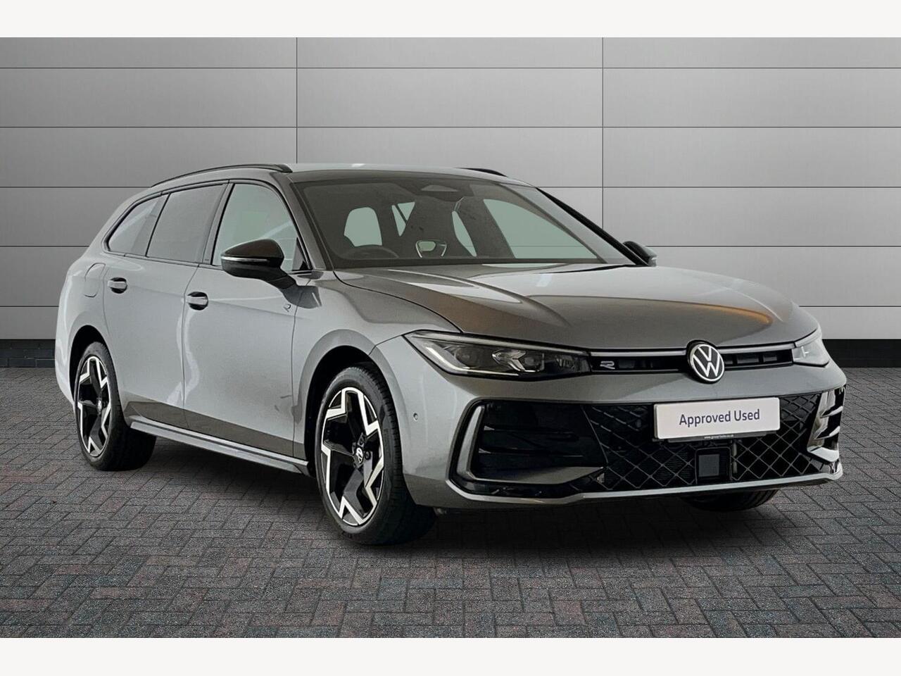 Main listing image - Volkswagen Passat Estate