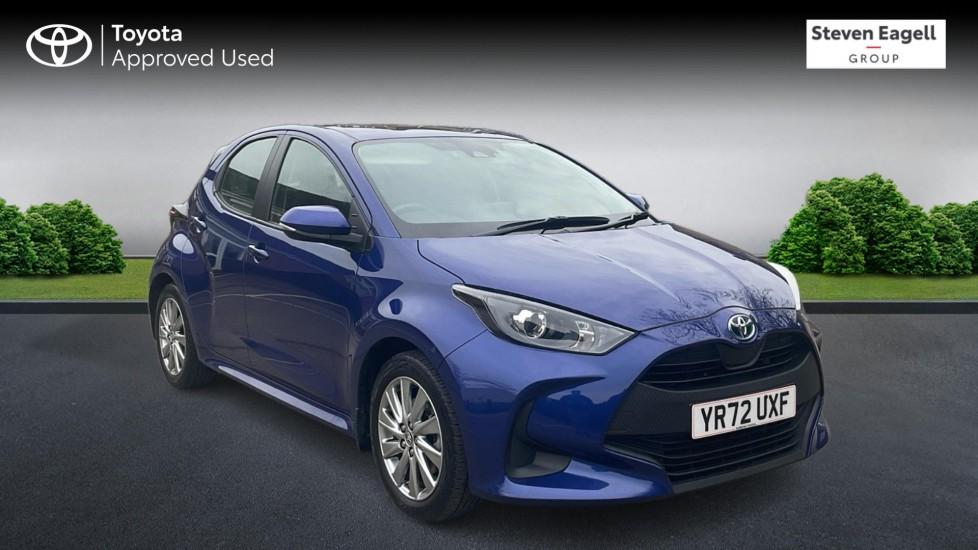 Main listing image - Toyota Yaris