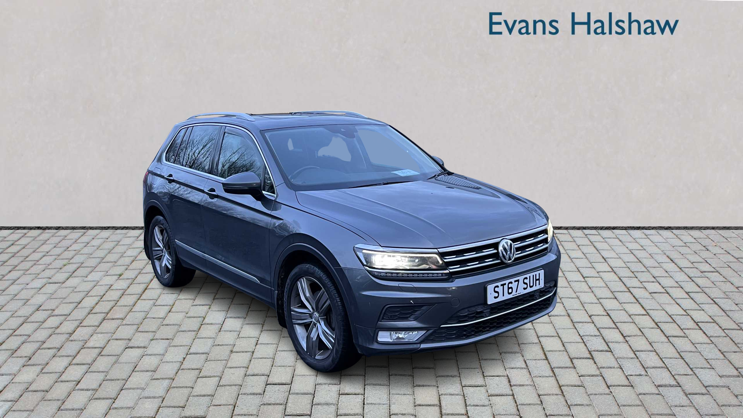Main listing image - Volkswagen Tiguan