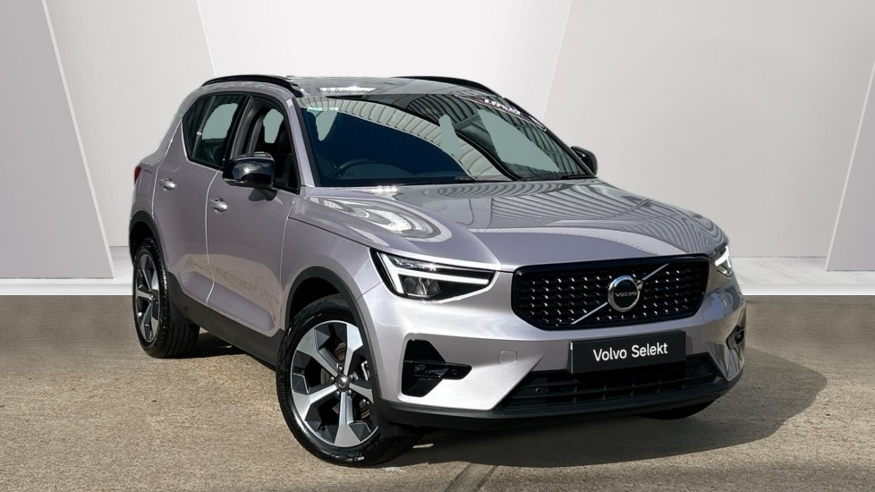 Main listing image - Volvo XC40