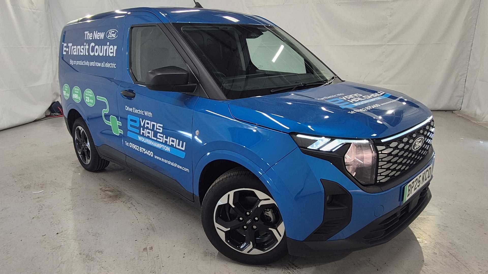 Main listing image - Ford Transit Courier