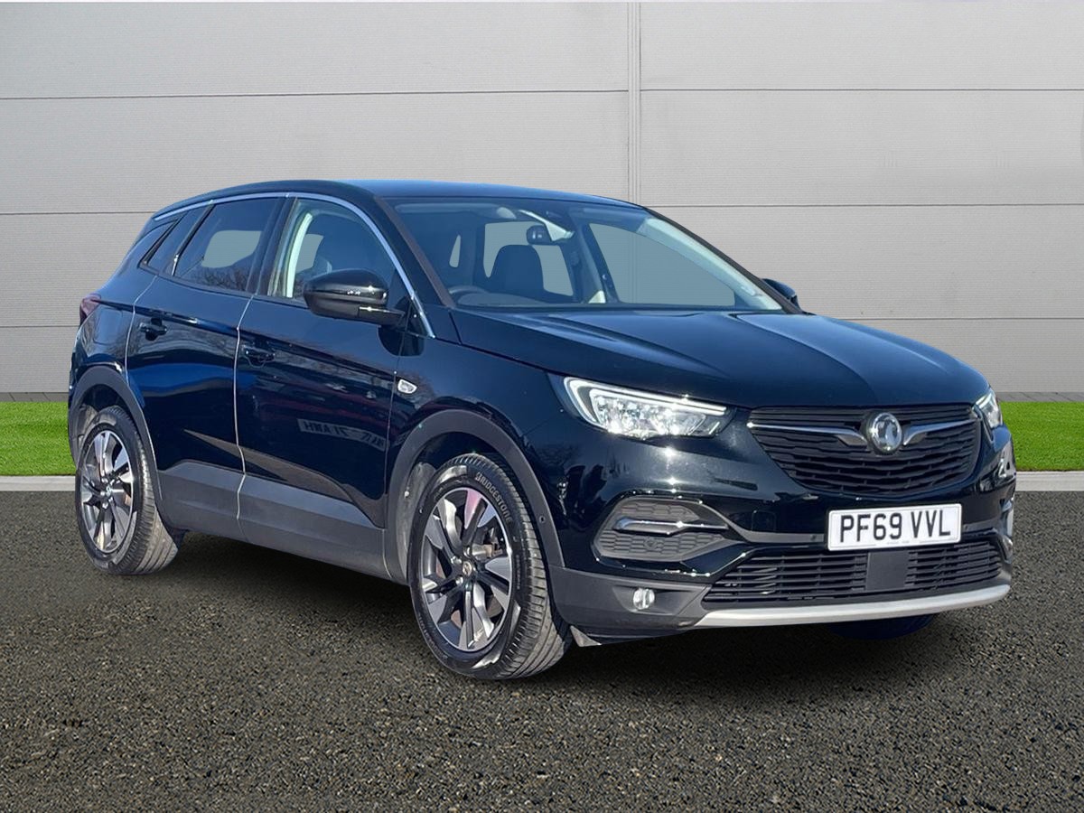 Main listing image - Vauxhall Grandland X