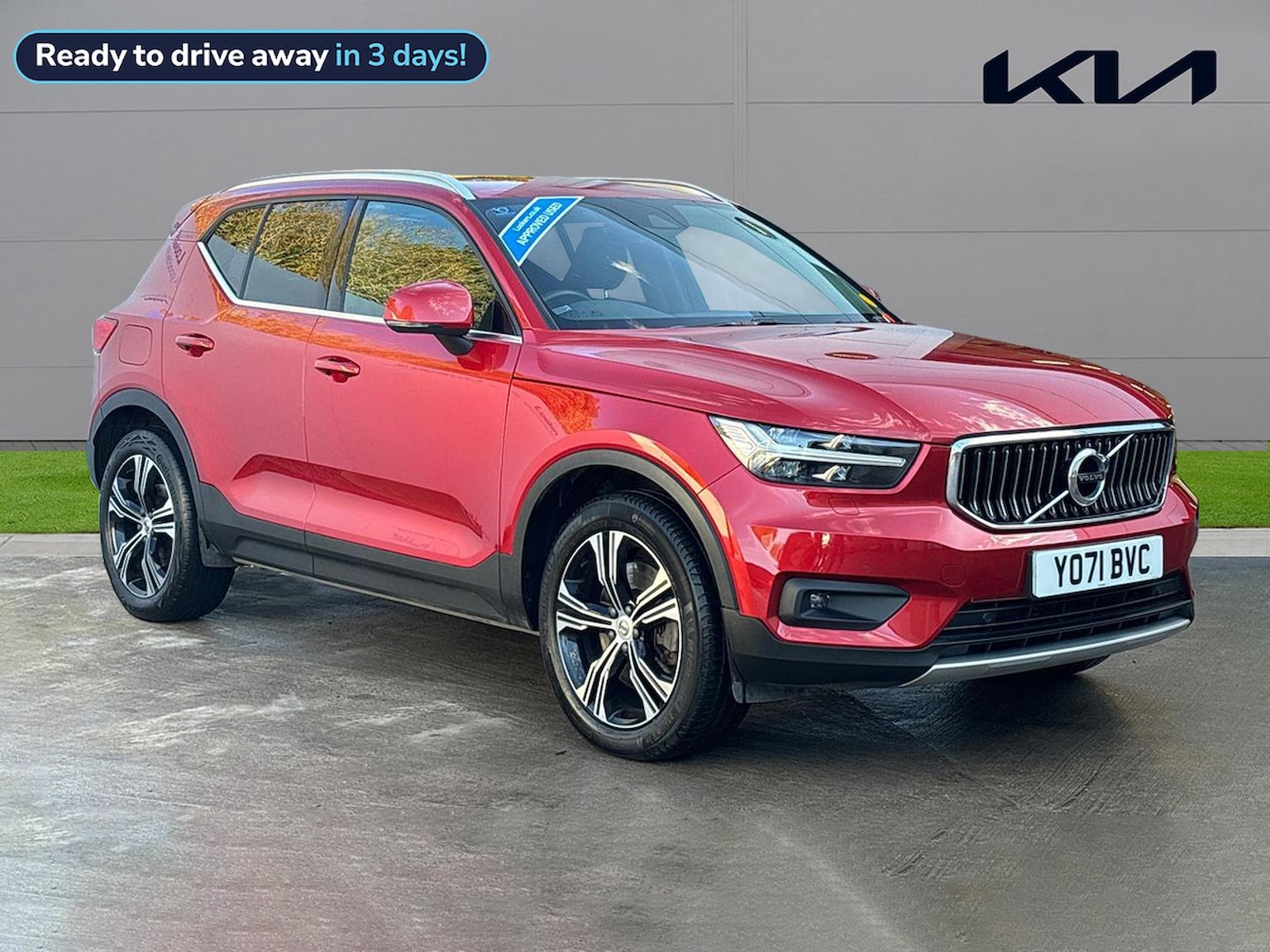 Main listing image - Volvo XC40 Recharge