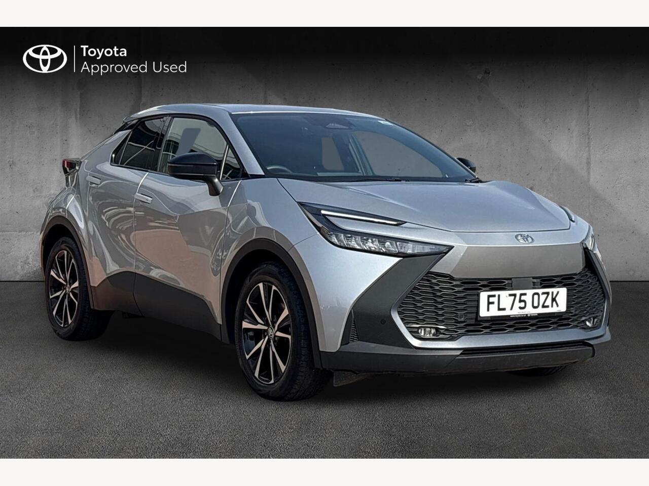 Main listing image - Toyota C-HR