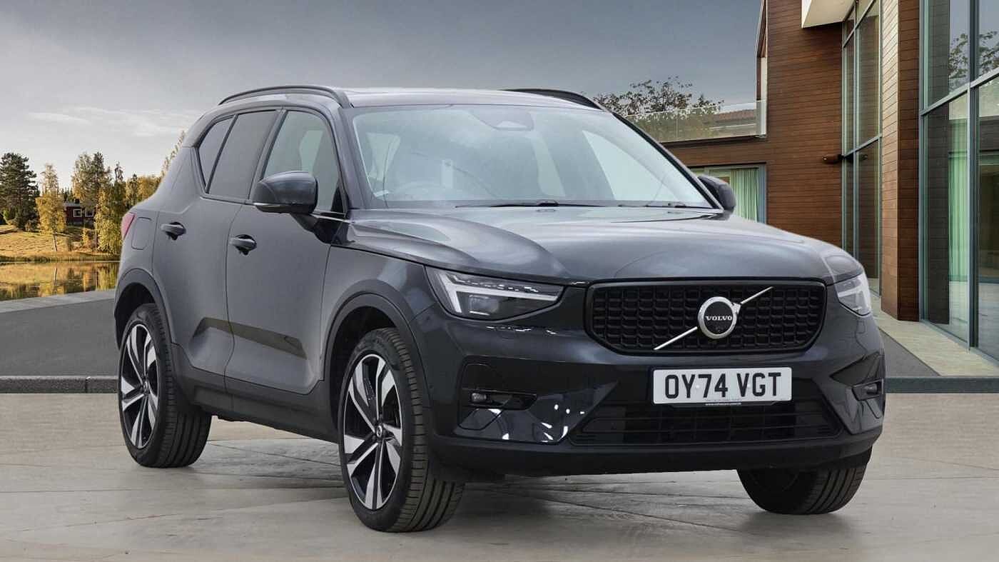 Main listing image - Volvo XC40