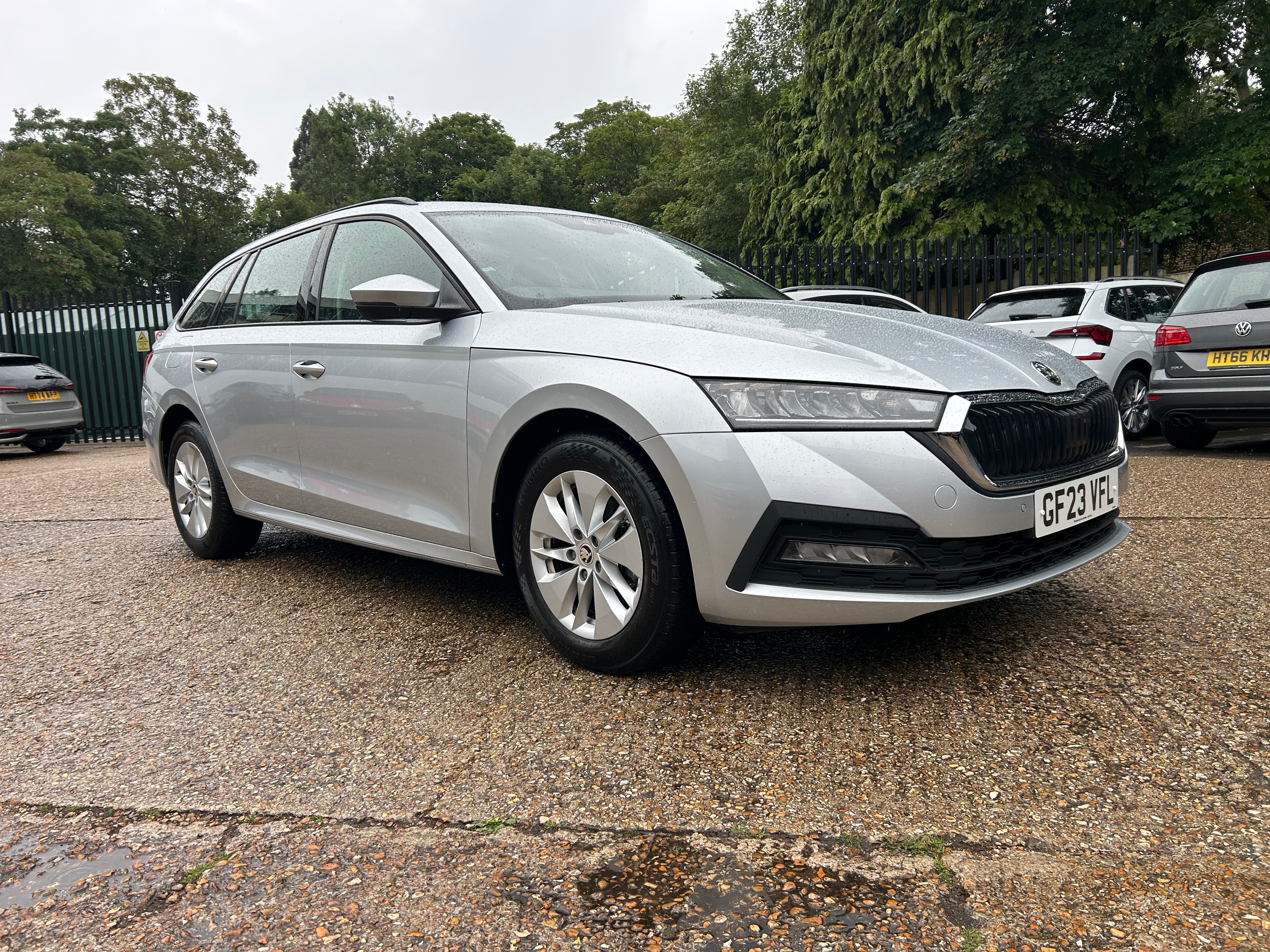 Main listing image - Skoda Octavia Estate