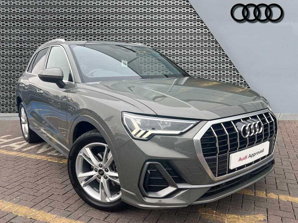 Main listing image - Audi Q3