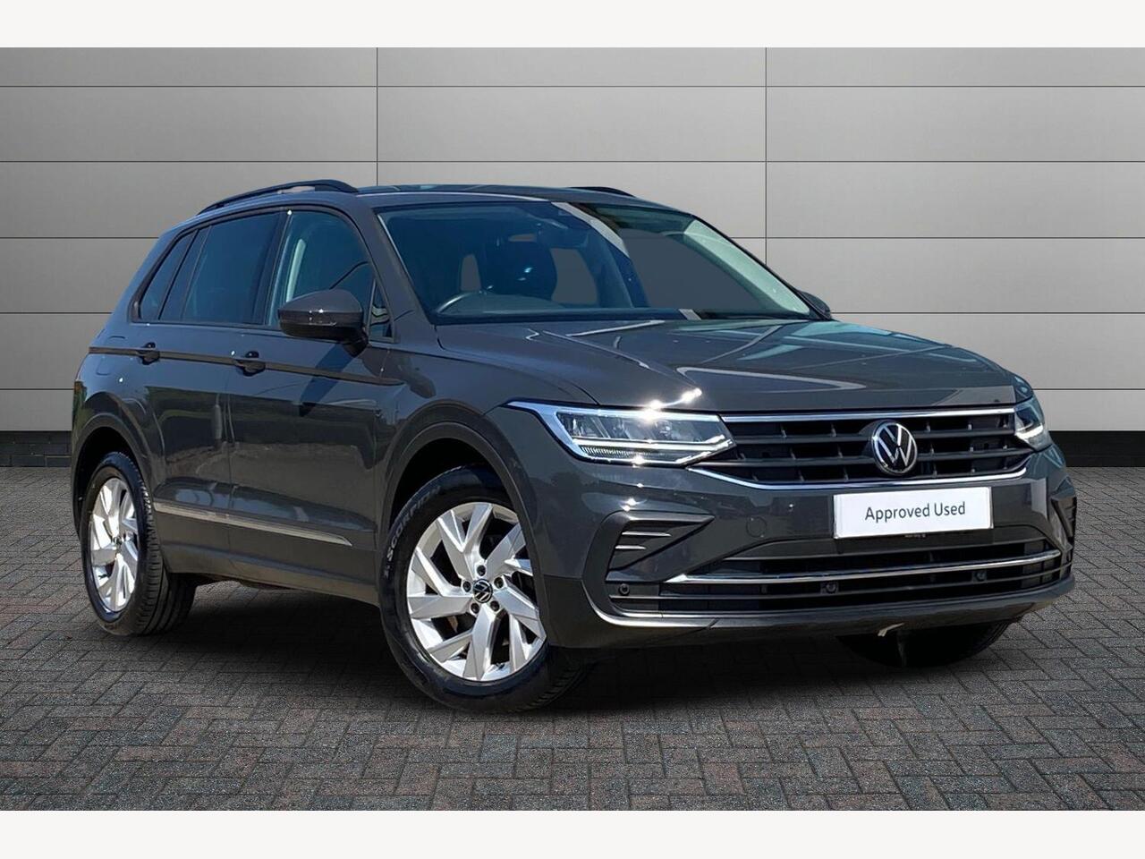Main listing image - Volkswagen Tiguan