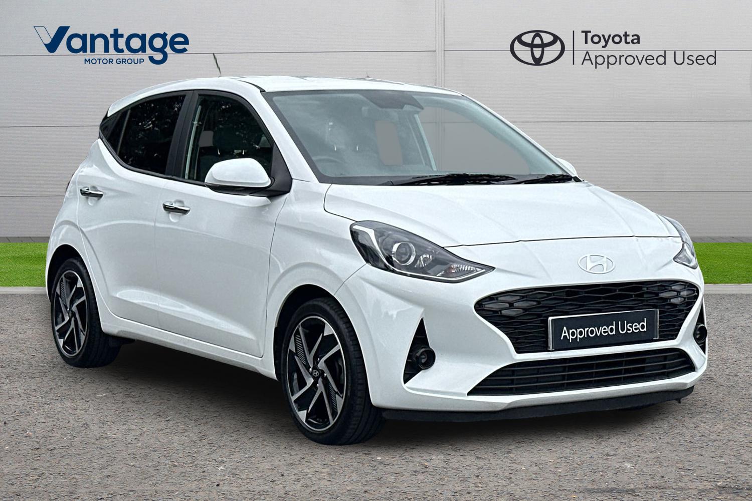 Main listing image - Hyundai i10