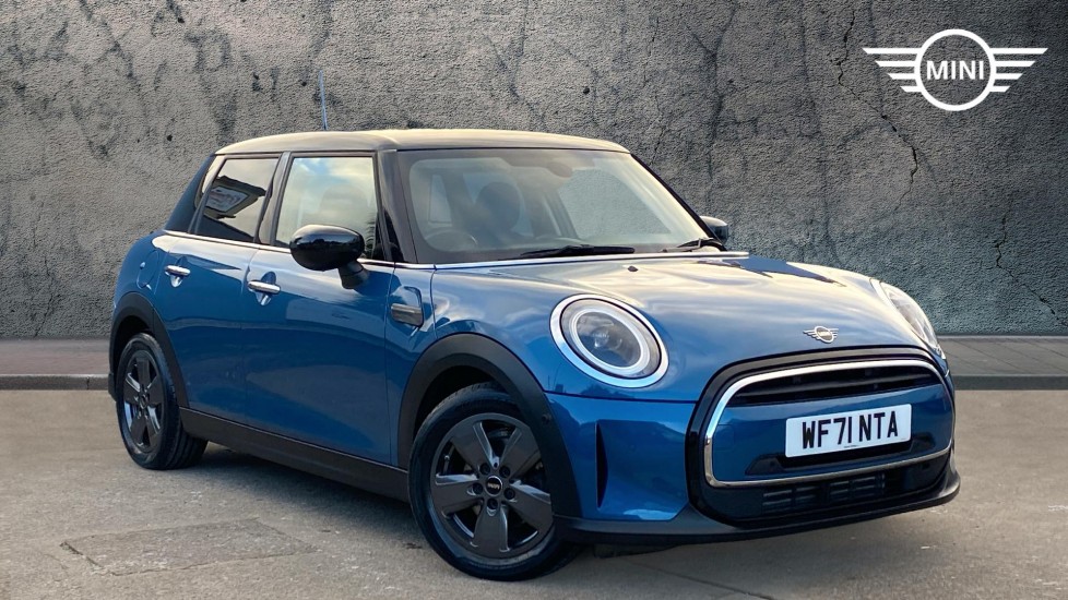 Main listing image - MINI Hatchback 5dr