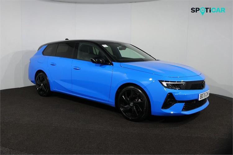 Main listing image - Vauxhall Astra