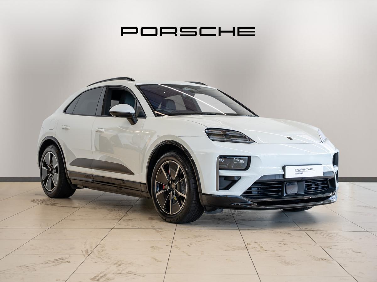 Main listing image - Porsche Macan
