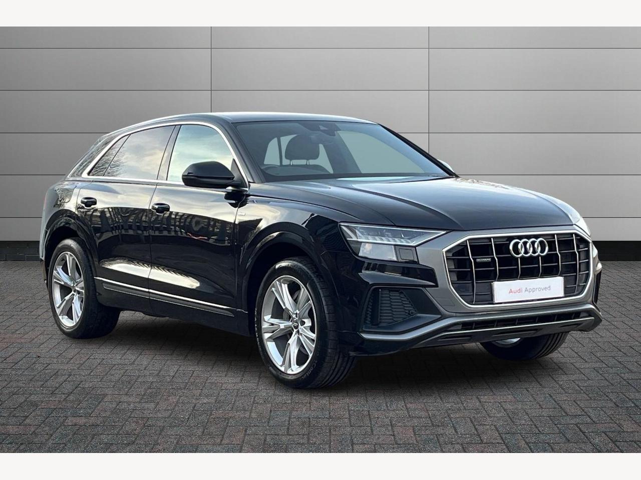 Main listing image - Audi Q8