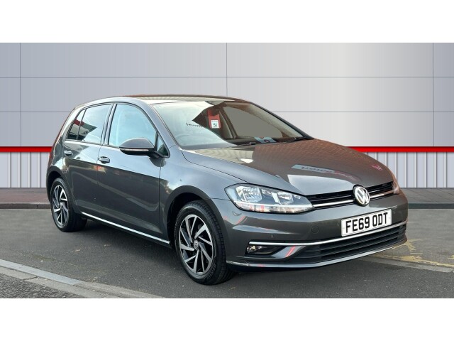 Main listing image - Volkswagen Golf