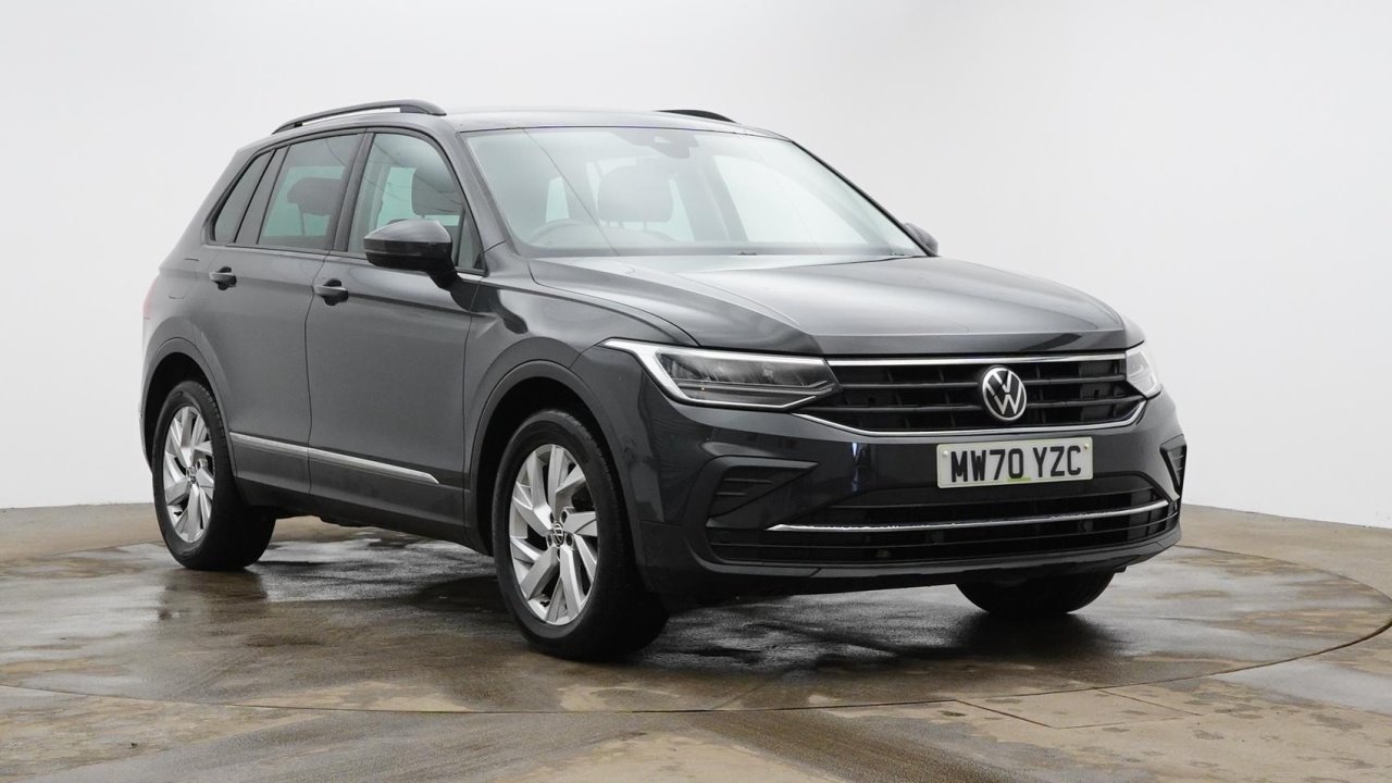 Main listing image - Volkswagen Tiguan