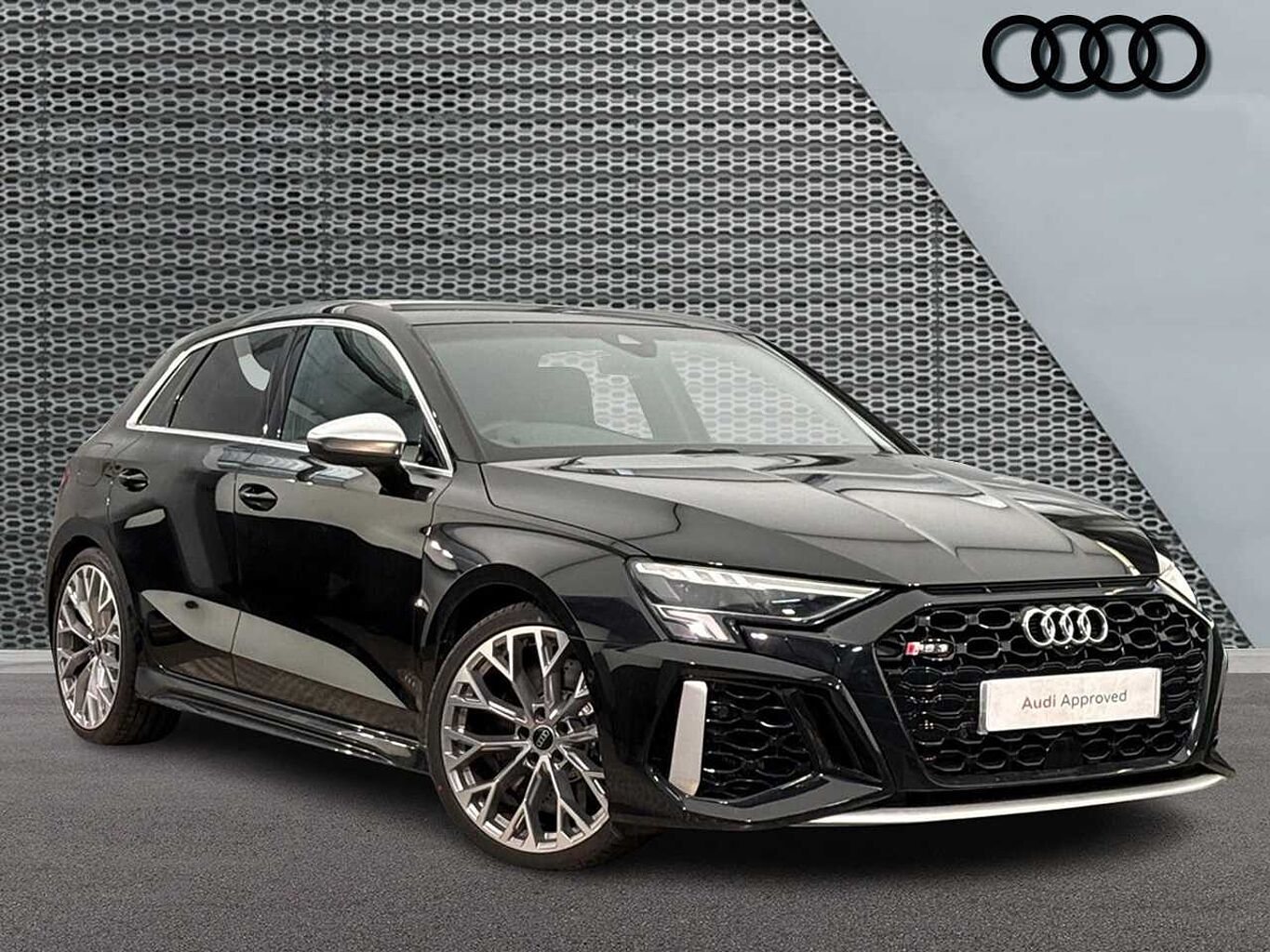 Main listing image - Audi RS3
