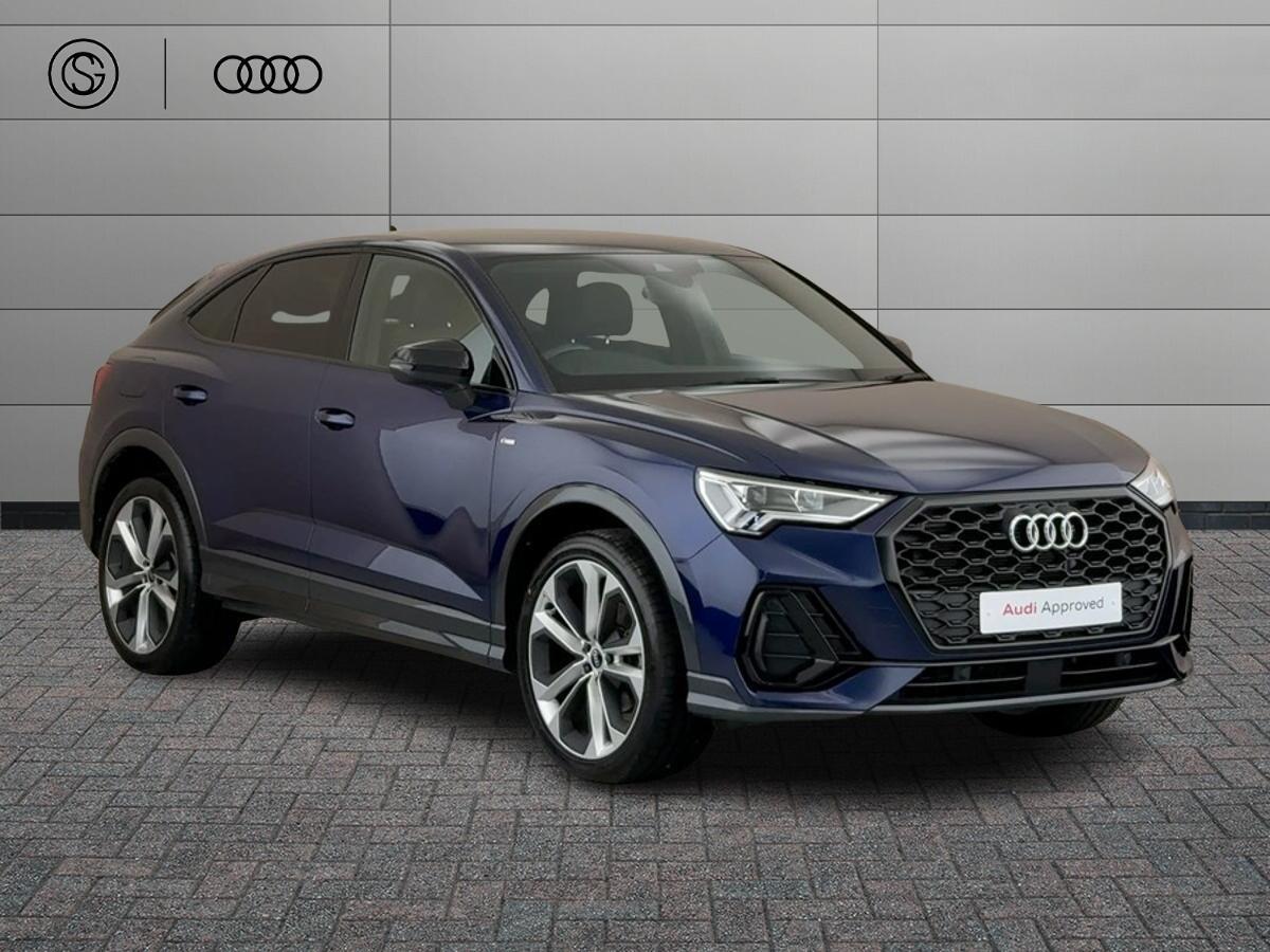 Main listing image - Audi Q3