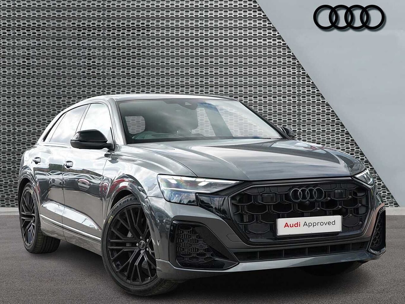 Main listing image - Audi Q8