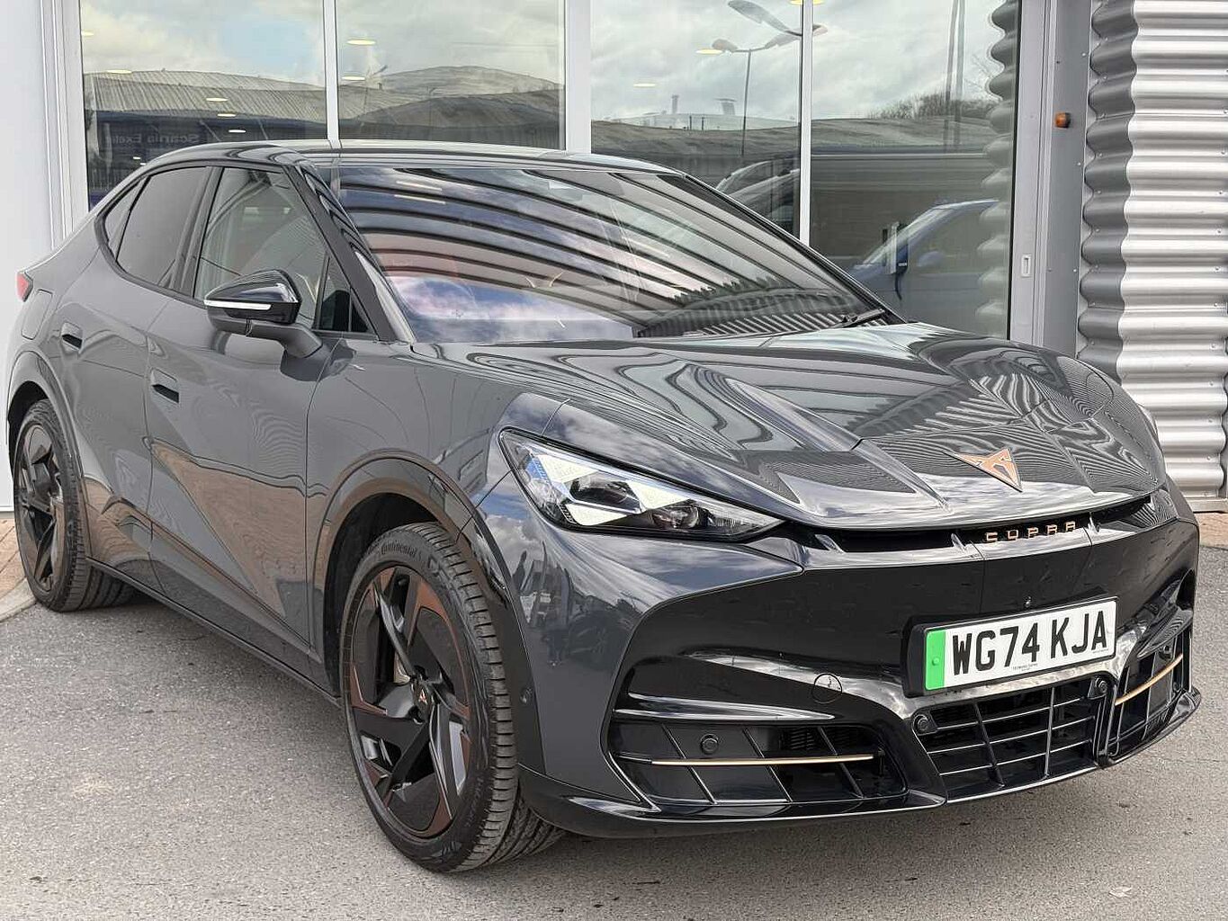 Main listing image - Cupra Tavascan