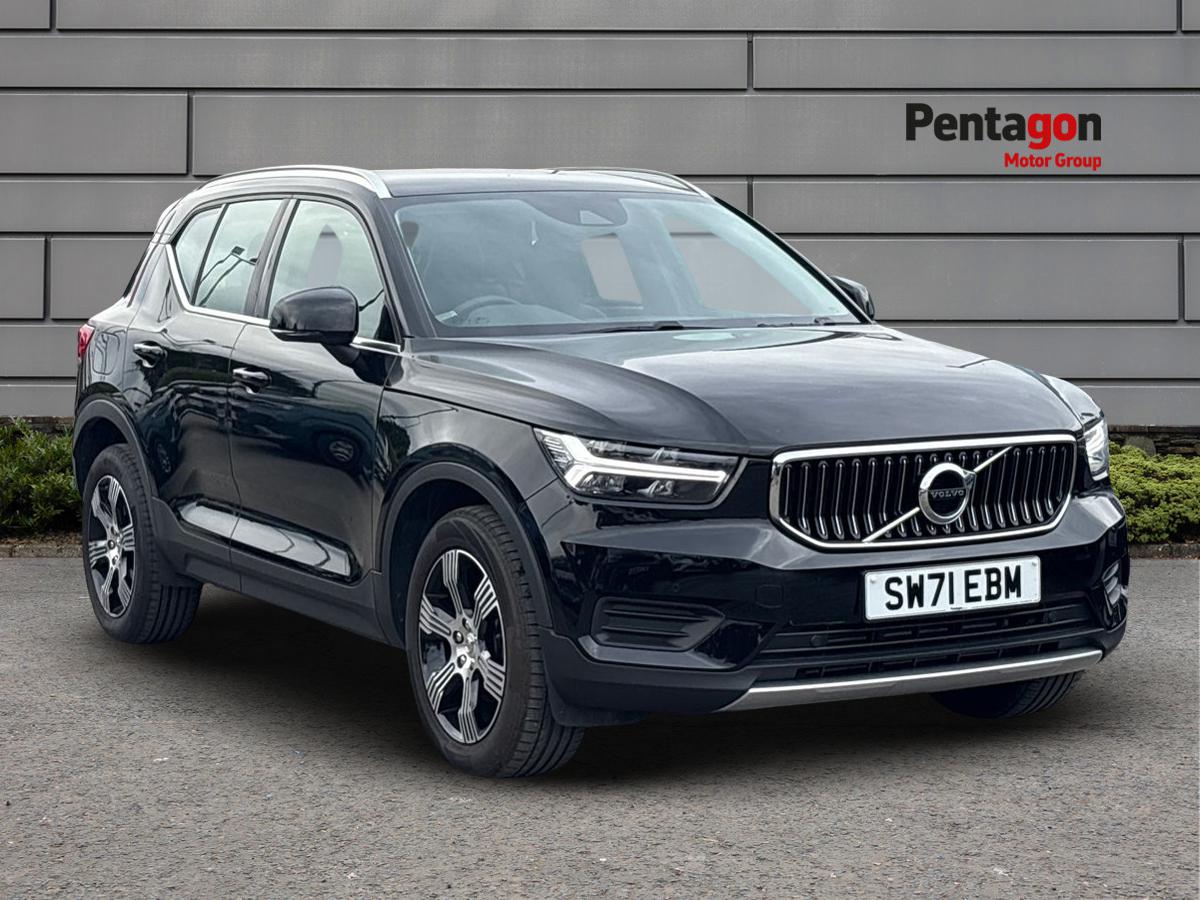 Main listing image - Volvo XC40