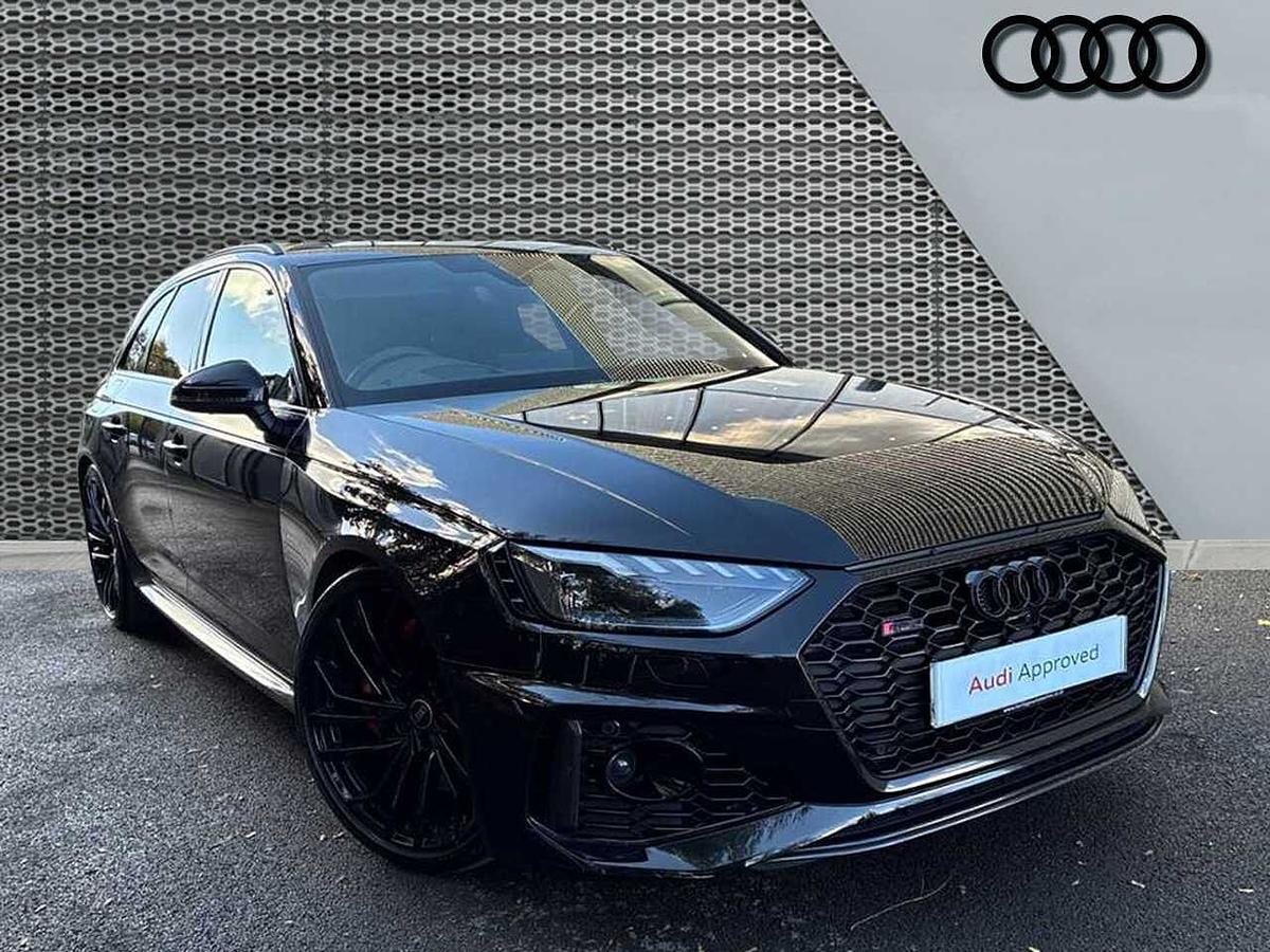 Main listing image - Audi RS4