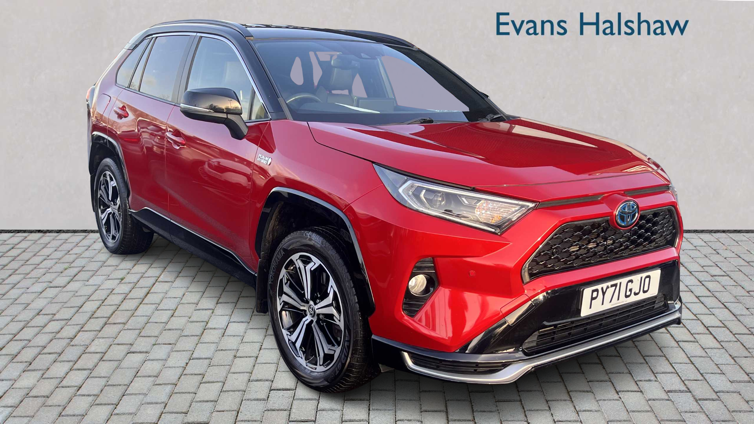 Main listing image - Toyota RAV4