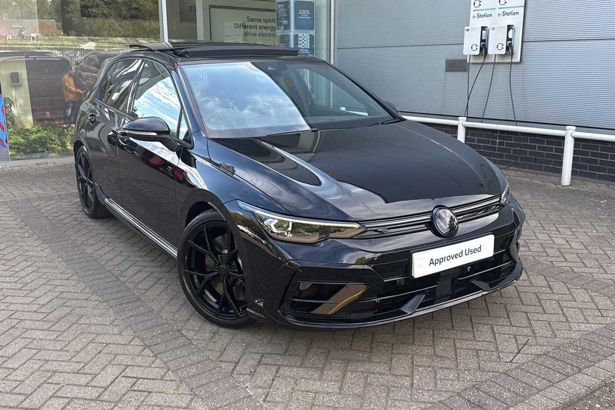 Main listing image - Volkswagen Golf R