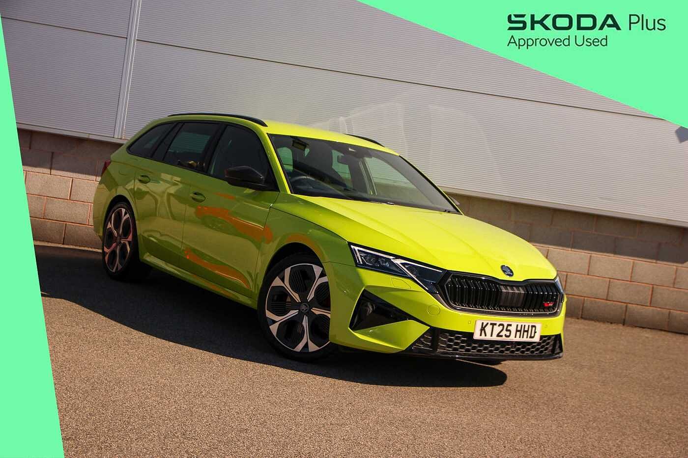 Main listing image - Skoda Octavia Estate