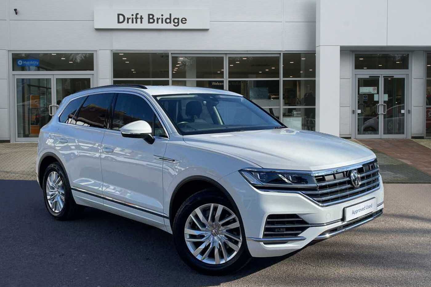 Main listing image - Volkswagen Touareg