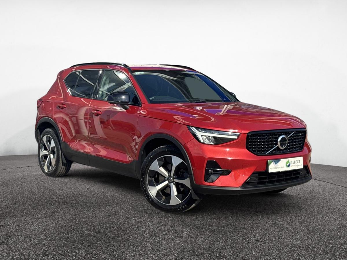 Main listing image - Volvo XC40