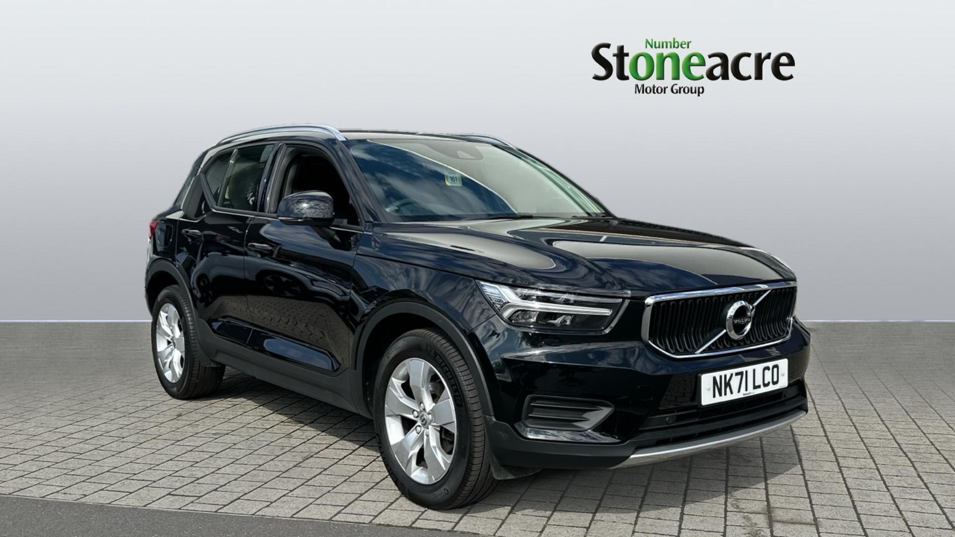 Main listing image - Volvo XC40