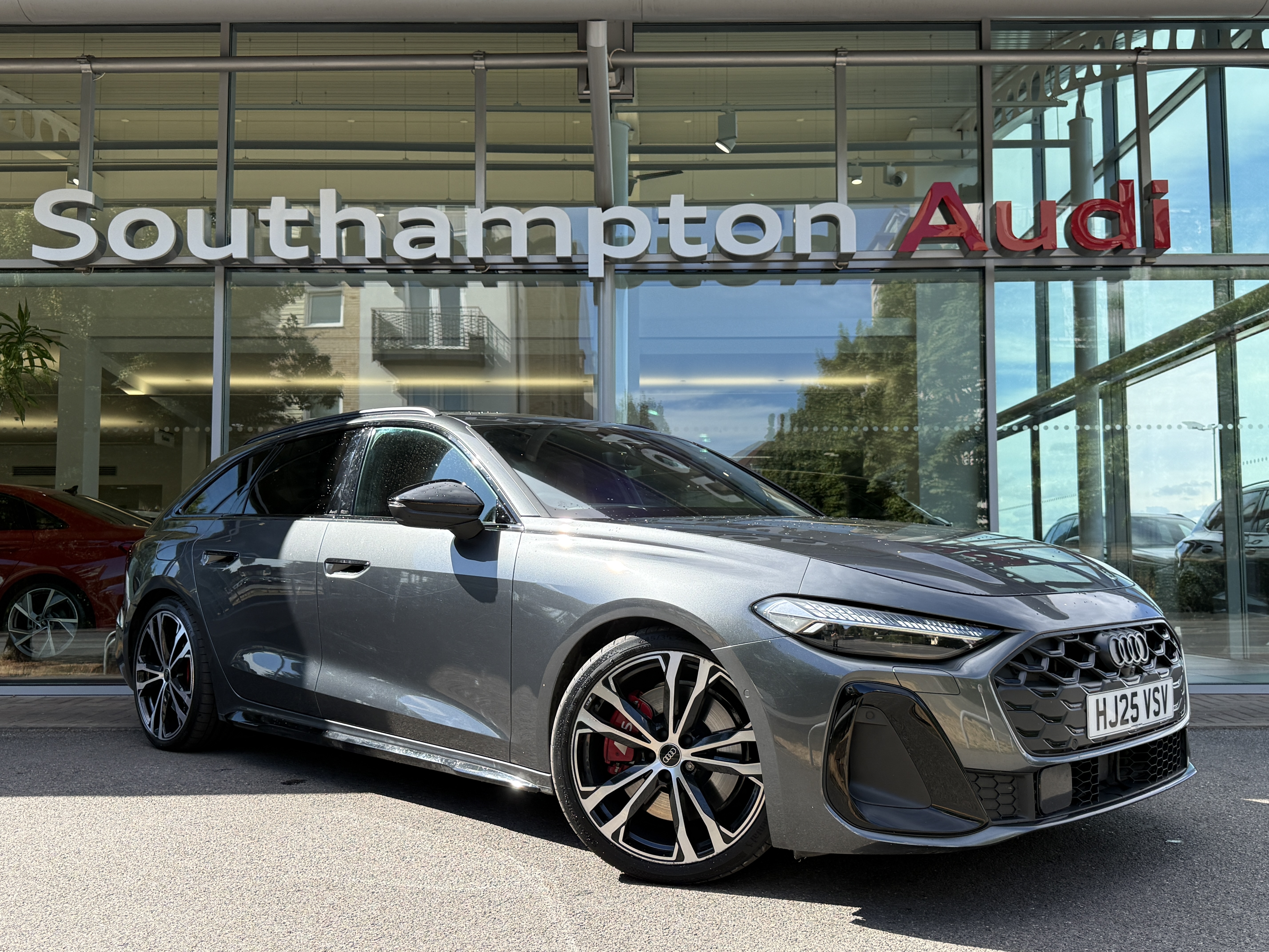 Main listing image - Audi A5