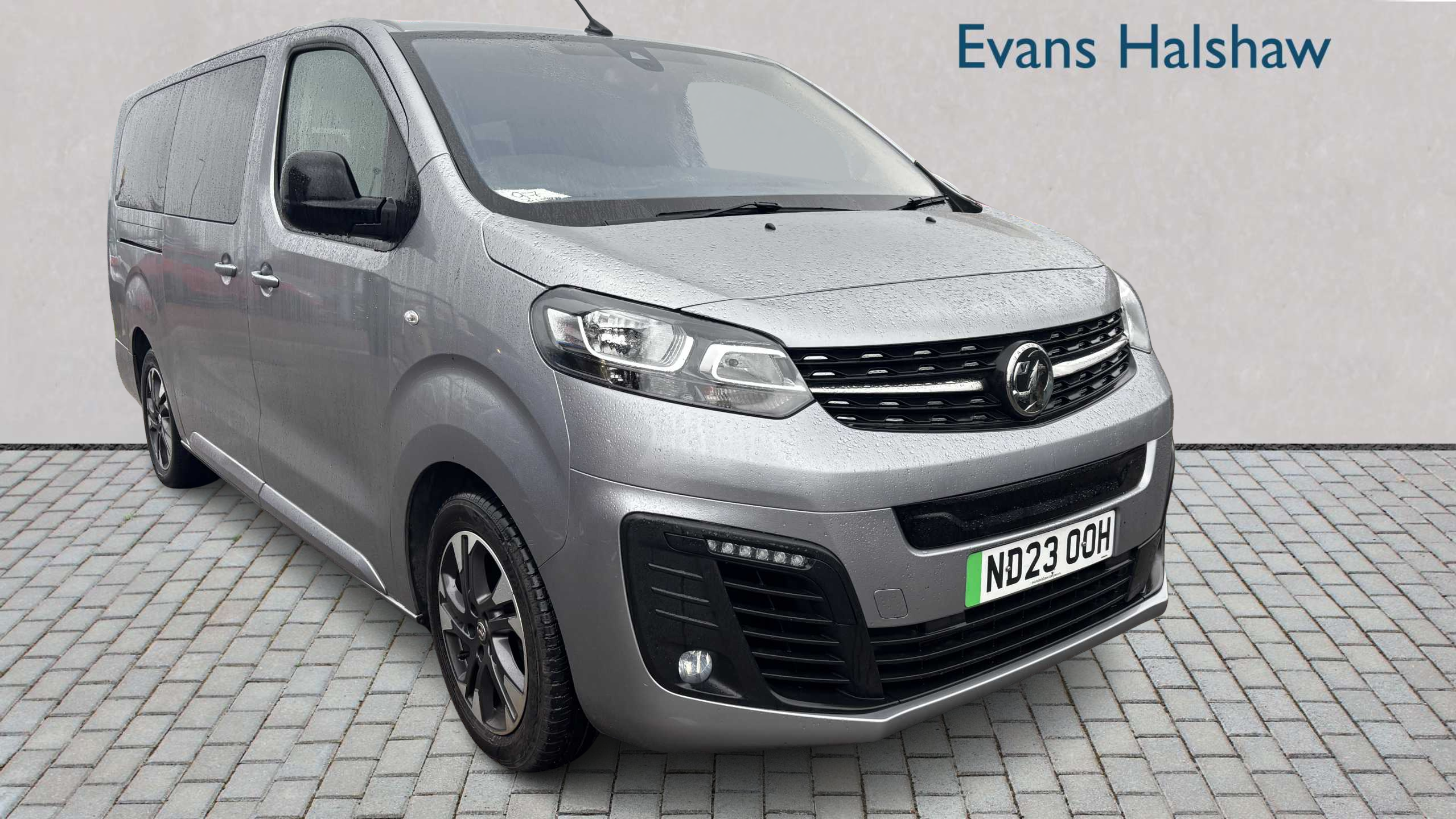 Main listing image - Vauxhall Vivaro Life-e