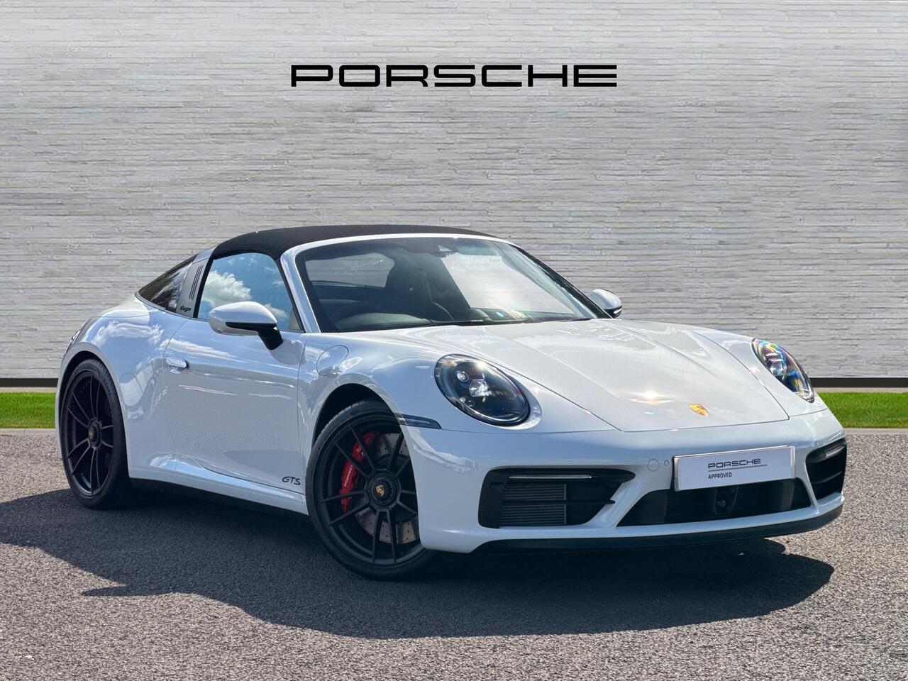 Main listing image - Porsche 911