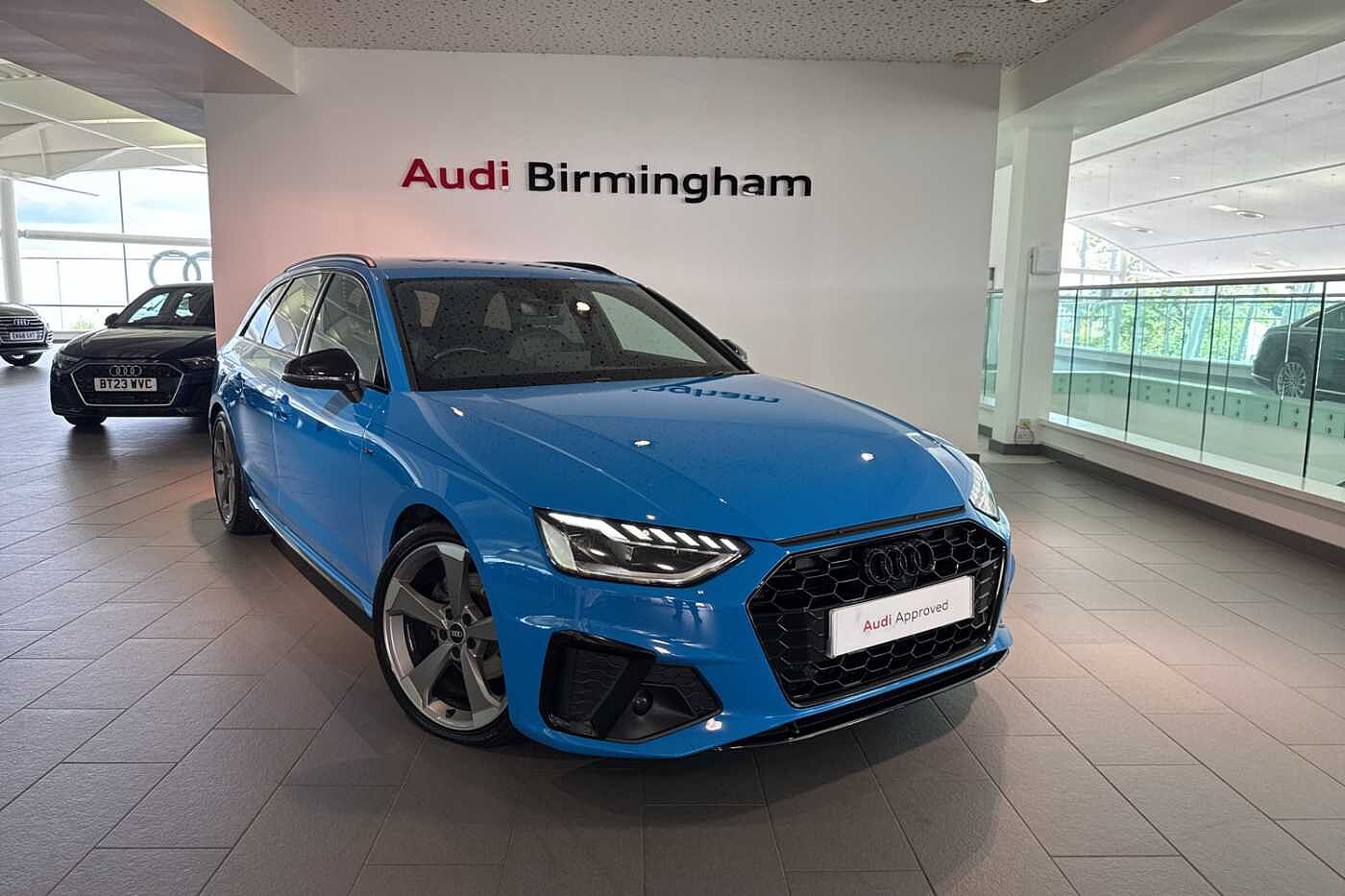 Main listing image - Audi A4