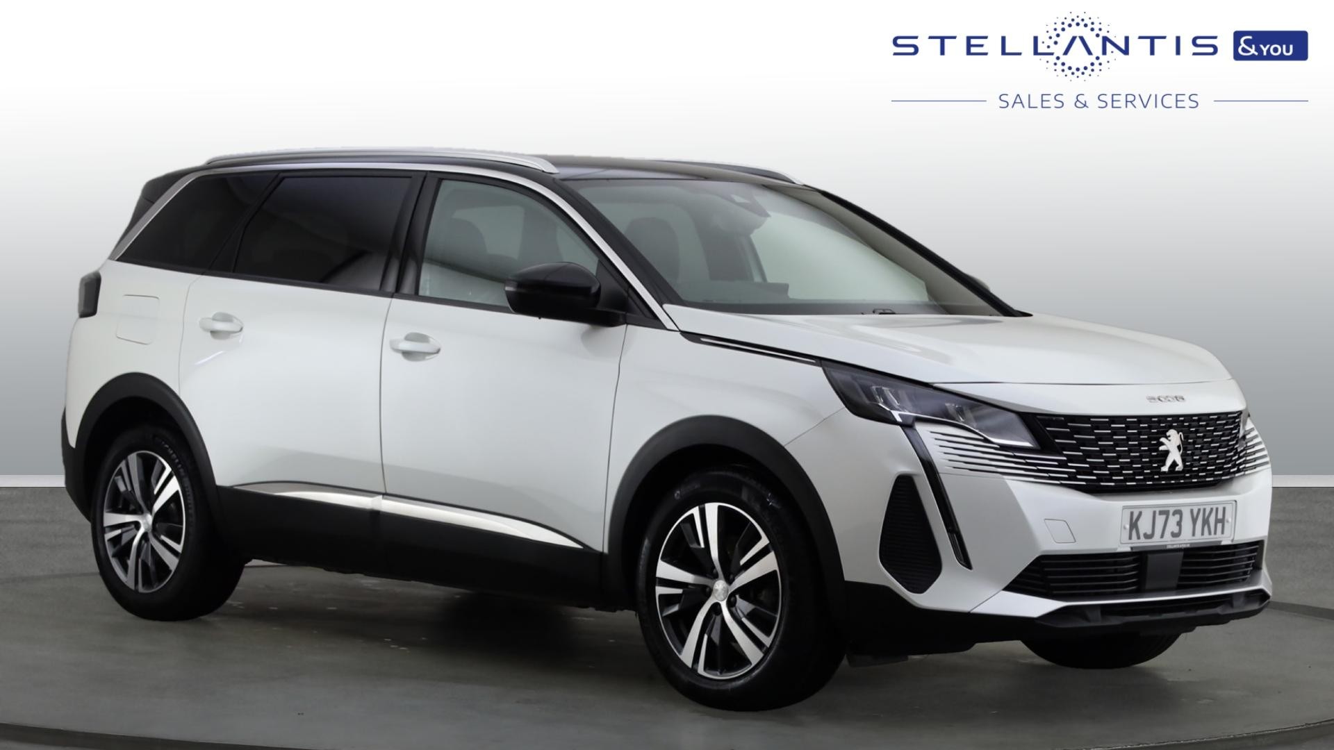 Main listing image - Peugeot 5008